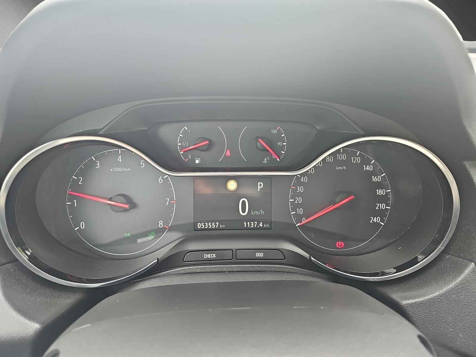 OPEL Grandland X 1.6 T Ultimate-image-12