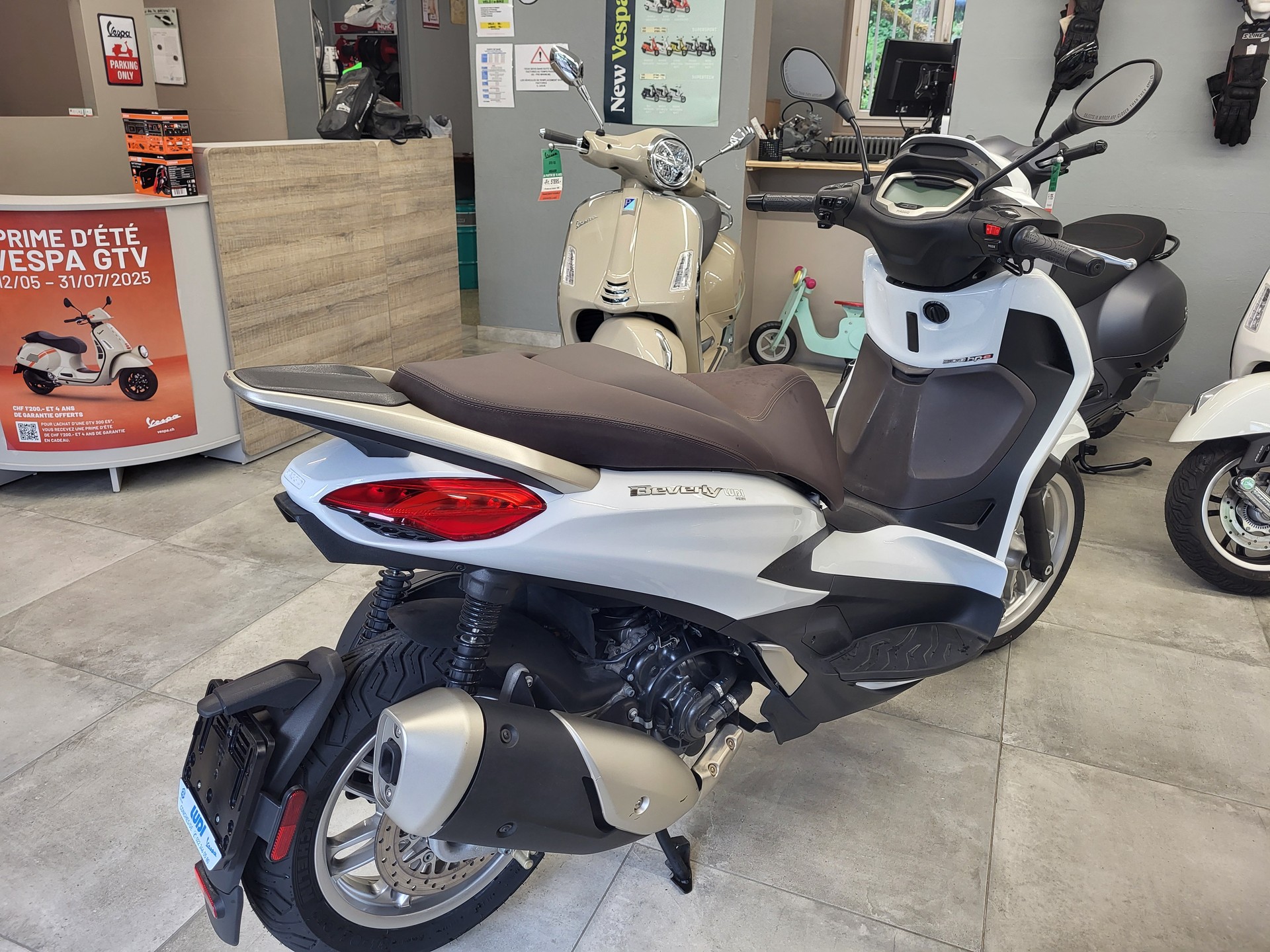Bianco Perla Bianco Vespa Piaggio Liberty Piaggio Liberty Moc