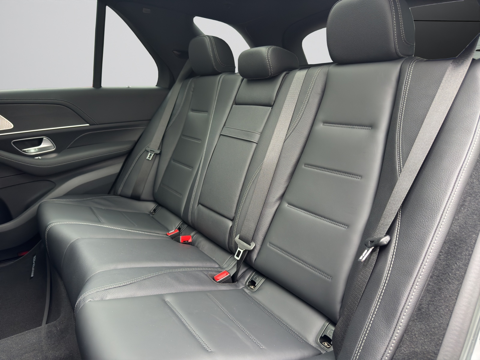 Image MERCEDES-BENZ GLE-350 GLE 350 de EQ Hybrid 4Matic 9G-Tronic EQ Star