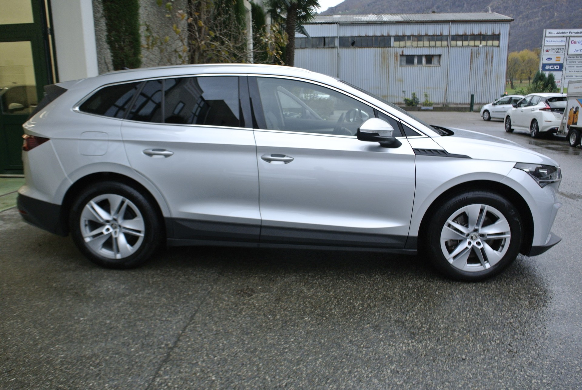 SKODA Enyaq iV 80-image-4