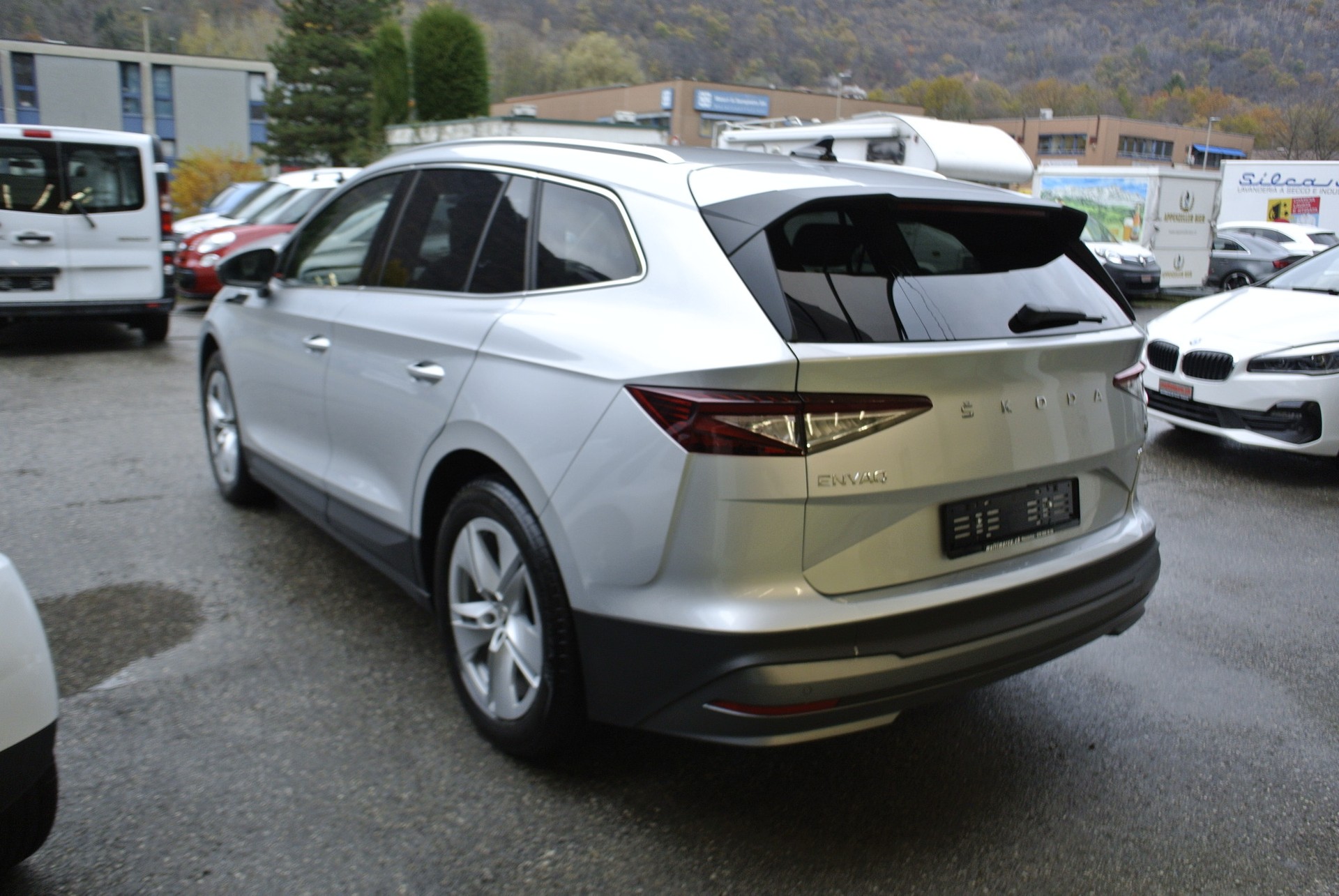 SKODA Enyaq iV 80-image-8