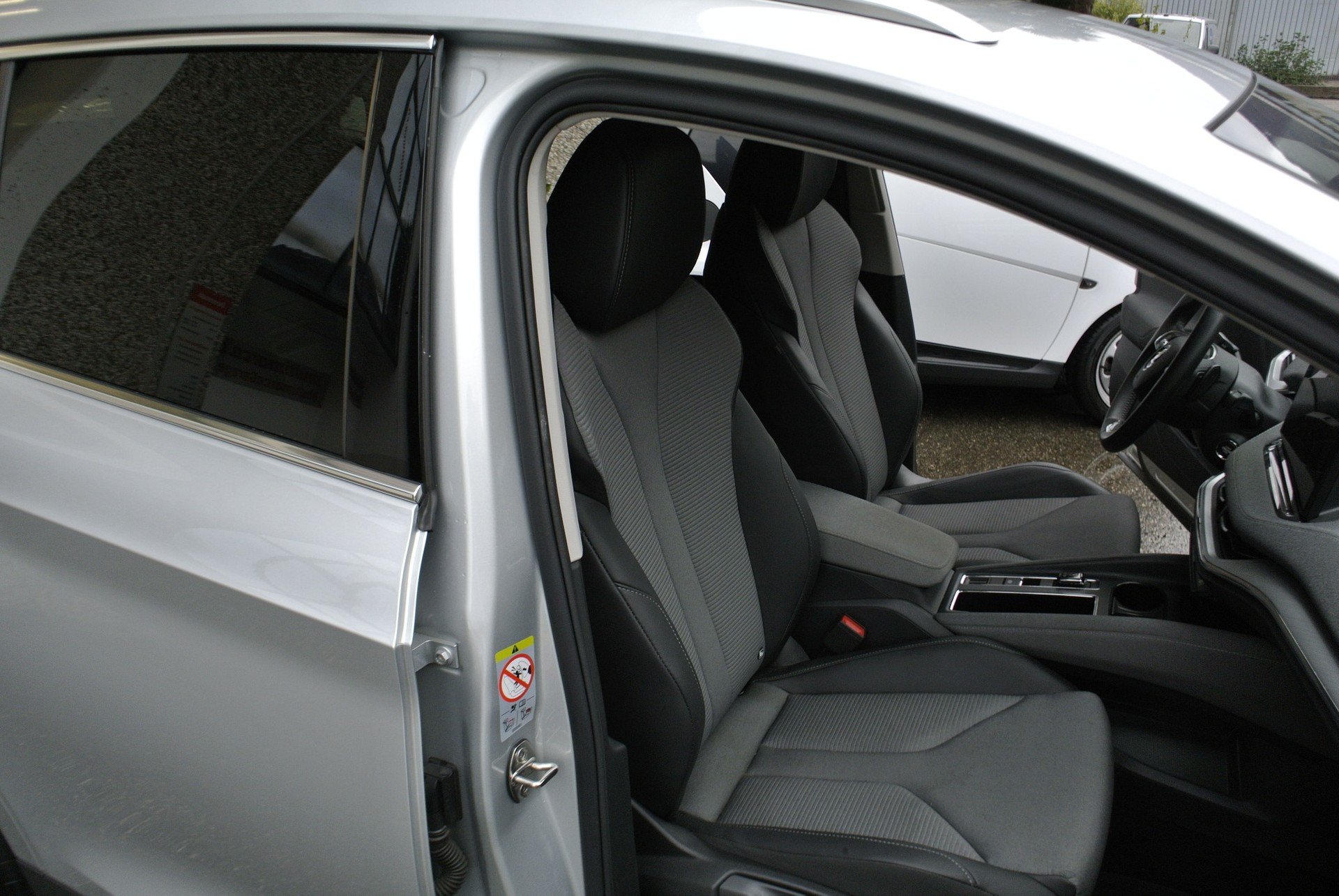 SKODA Enyaq iV 80-image-21