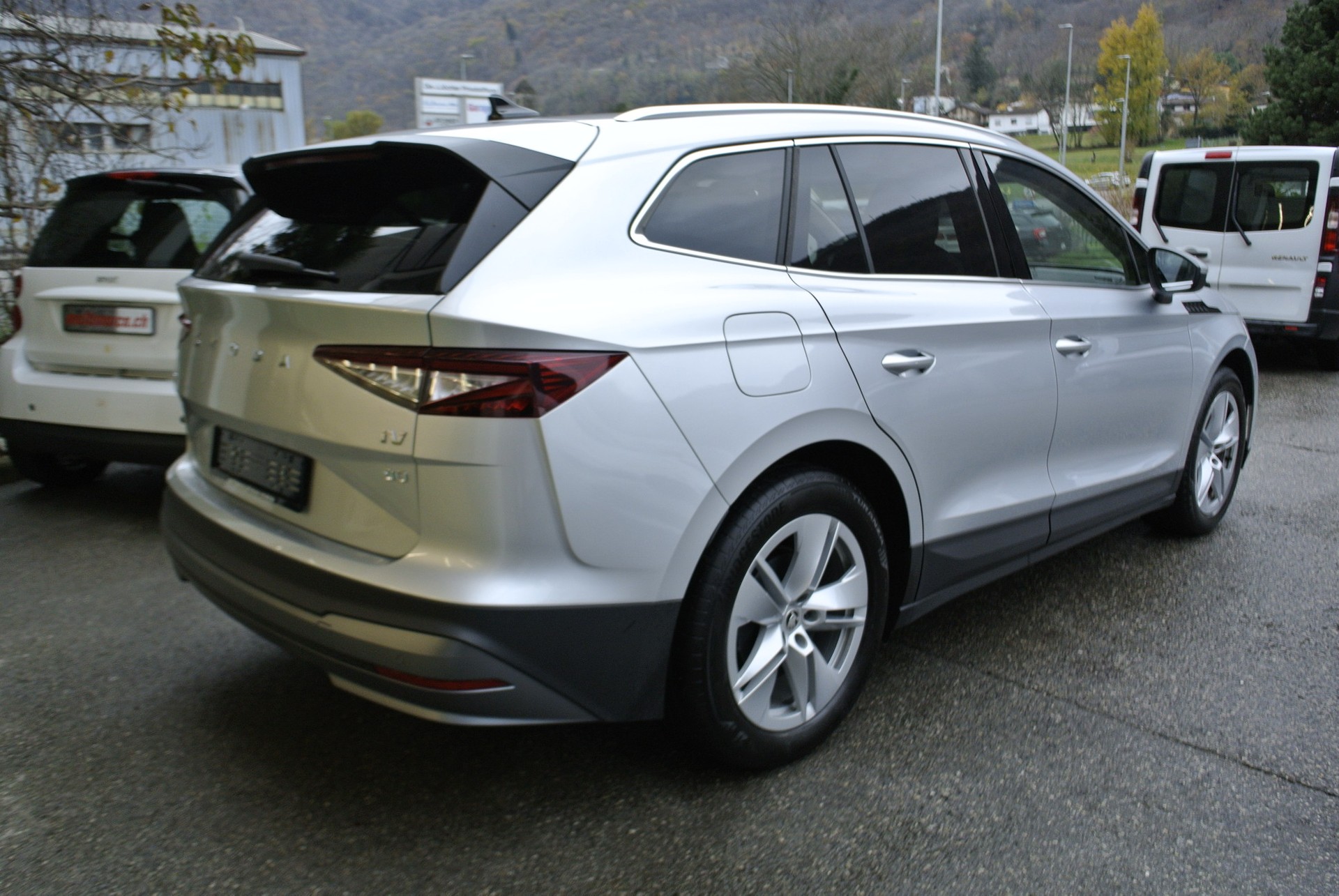 SKODA Enyaq iV 80-image-6