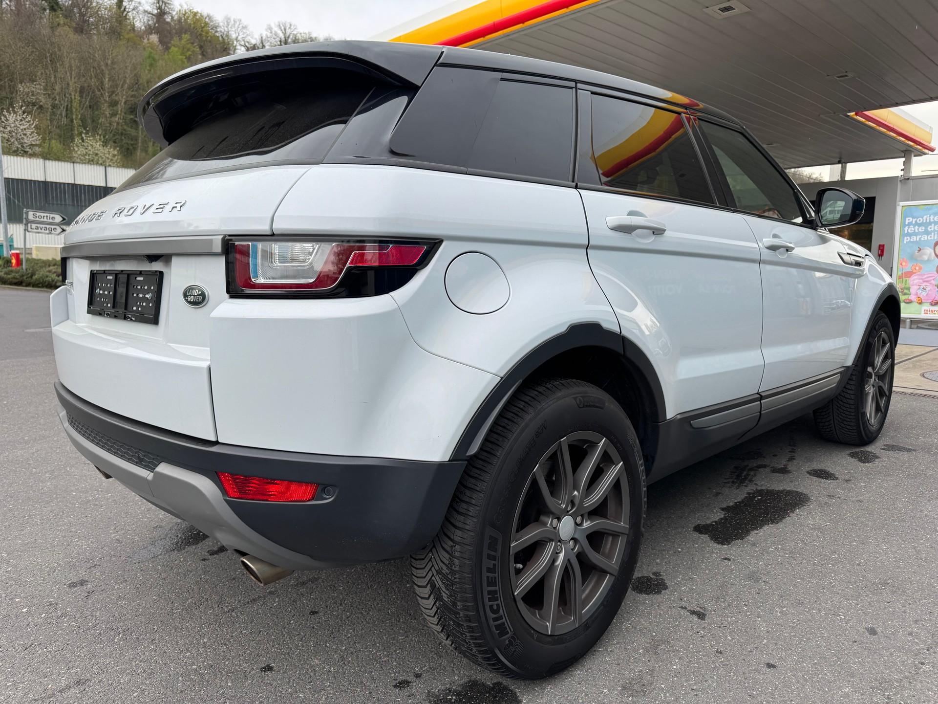 LAND ROVER Range Rover Evoque 2.0 TD4 HSE Dynamic AT9-image-5