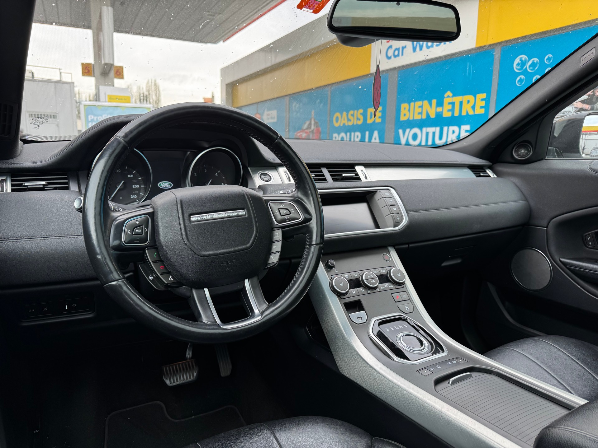 LAND ROVER Range Rover Evoque 2.0 TD4 HSE Dynamic AT9-image-9