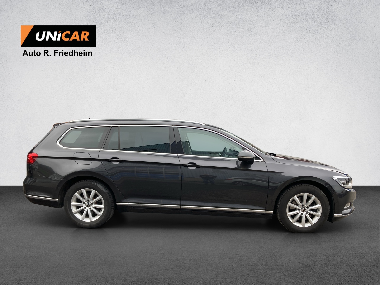 VW Passat Variant 2.0 TDI BMT Highline DSG 4Motion-image-13