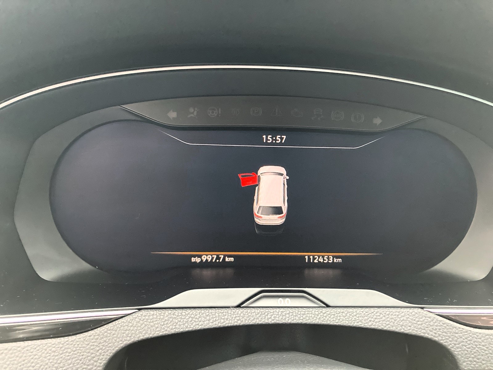 VW Passat Variant 2.0 TDI BMT Highline DSG 4Motion-image-6