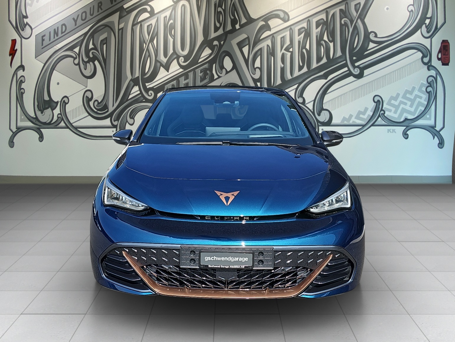 CUPRA Born 79 kWh VZ-showroom-element-1