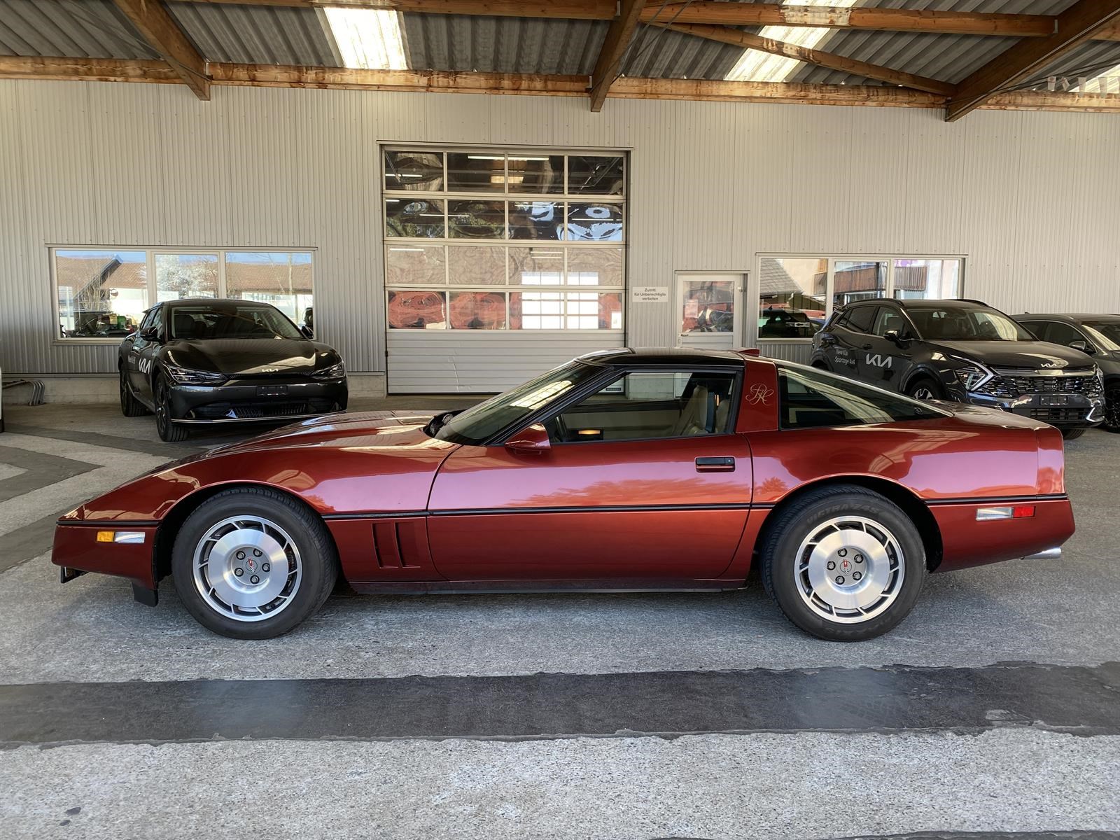 CHEVROLET CORVETTE 5.7-showroom-element-1