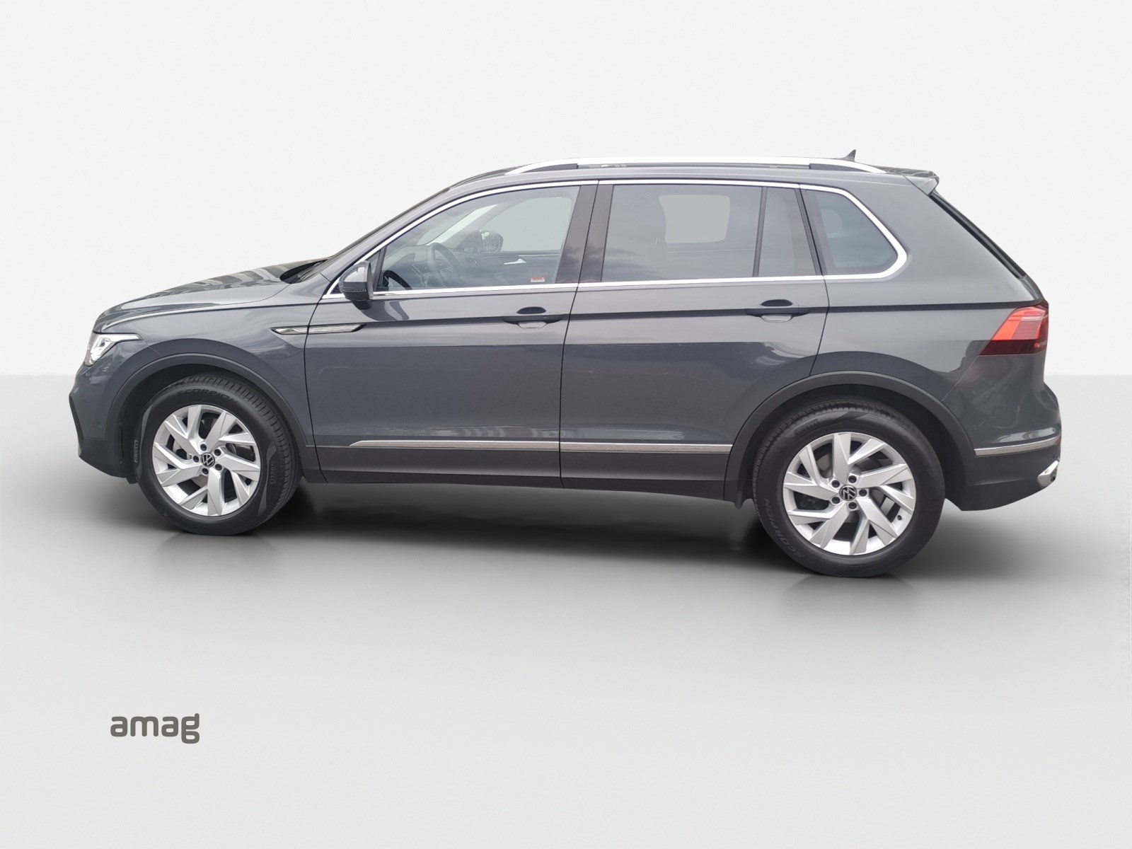 VW Tiguan 2.0TSI Elegance 4Motion DSG-showroom-element-1