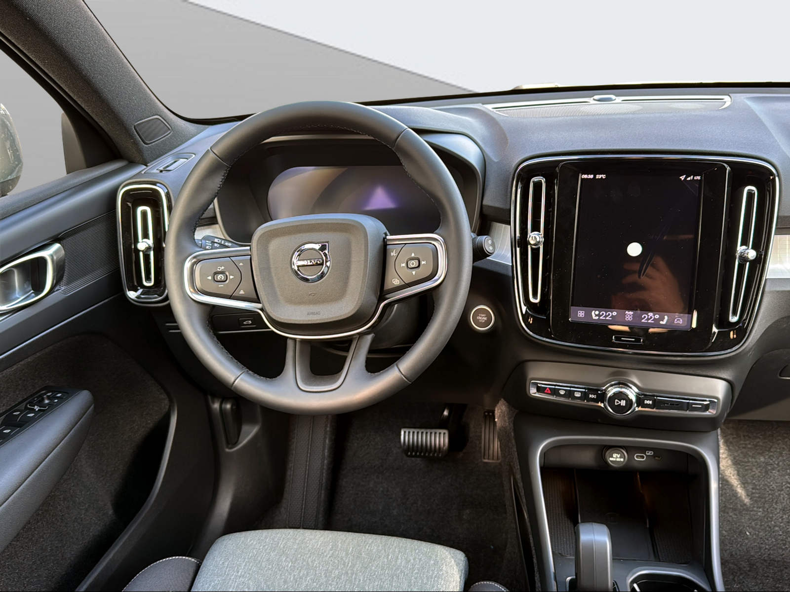 Image VOLVO XC40 XC40 B3 Benzin Mild Hybrid Xcite DCT