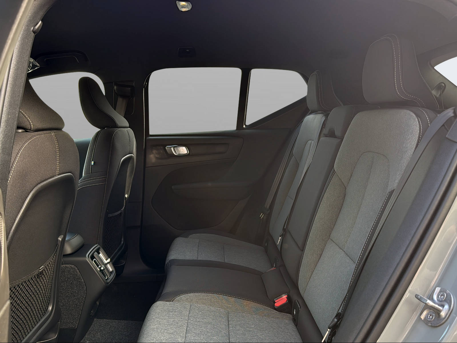 Image VOLVO XC40 XC40 B3 Benzin Mild Hybrid Xcite DCT