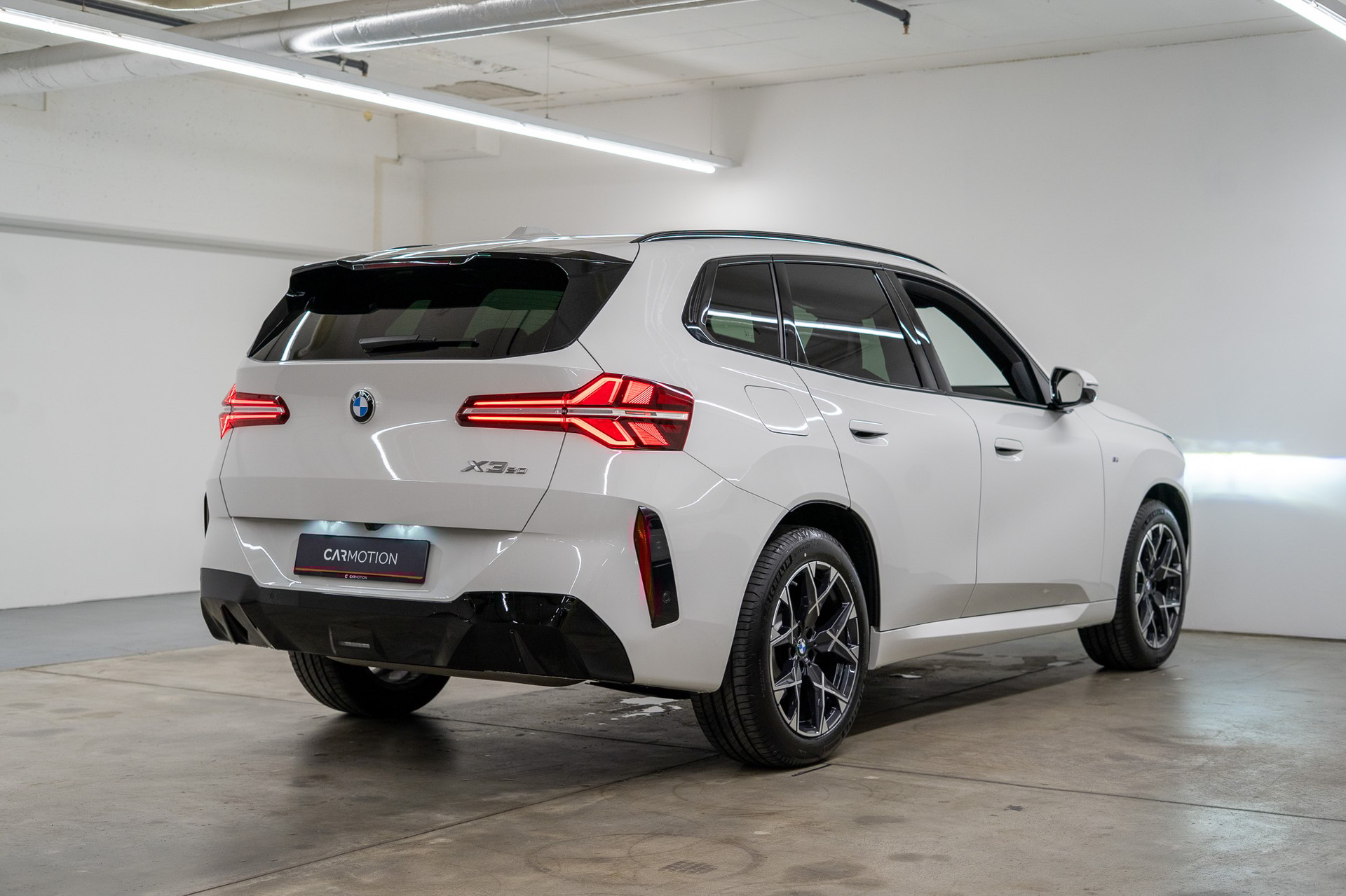 BMW X3 20i xDrive M Sport-showroom-element-3