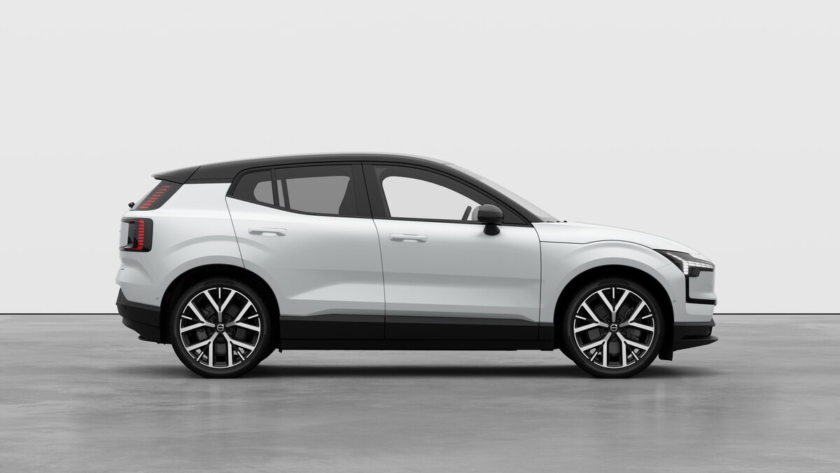VOLVO EX 30 E60 Twin Ultra Performance AWD-showroom-element-3