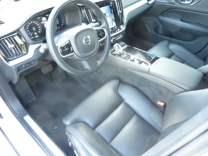 VOLVO V60 T6 eAWD Twin Engine Inscription Geartronic-image-10