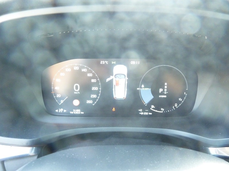 VOLVO V60 T6 eAWD Twin Engine Inscription Geartronic-image-12