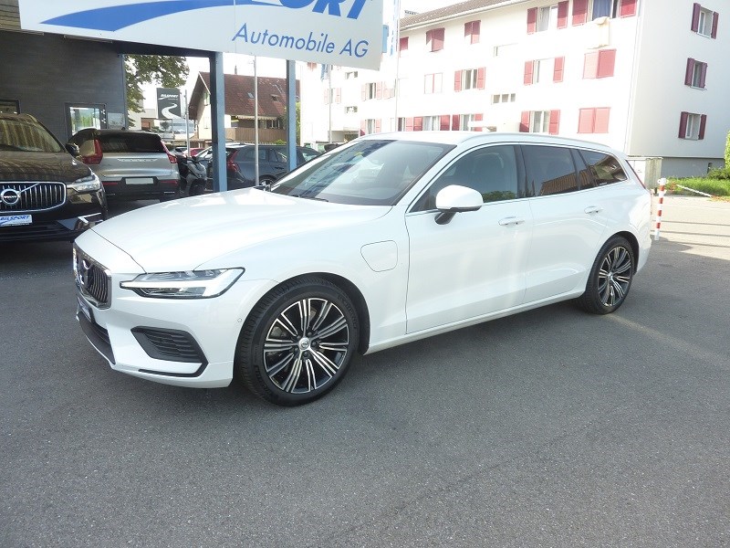VOLVO V60 T6 eAWD Twin Engine Inscription Geartronic-image-2