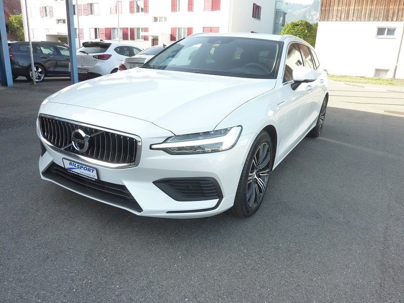 VOLVO V60 T6 eAWD Twin Engine Inscription Geartronic-image-3