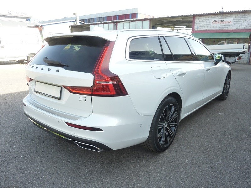 VOLVO V60 T6 eAWD Twin Engine Inscription Geartronic-image-6