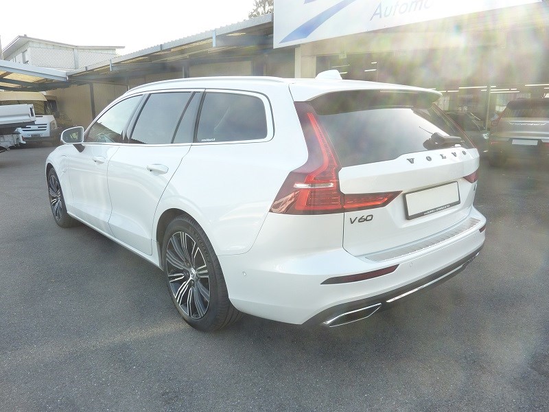 VOLVO V60 T6 eAWD Twin Engine Inscription Geartronic-image-7