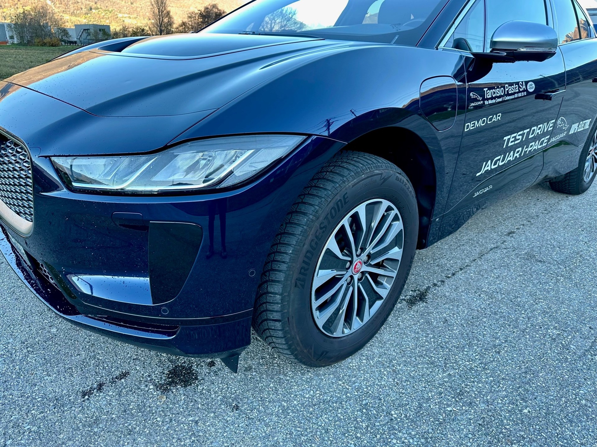 JAGUAR I-Pace EV400 S AWD-image-4