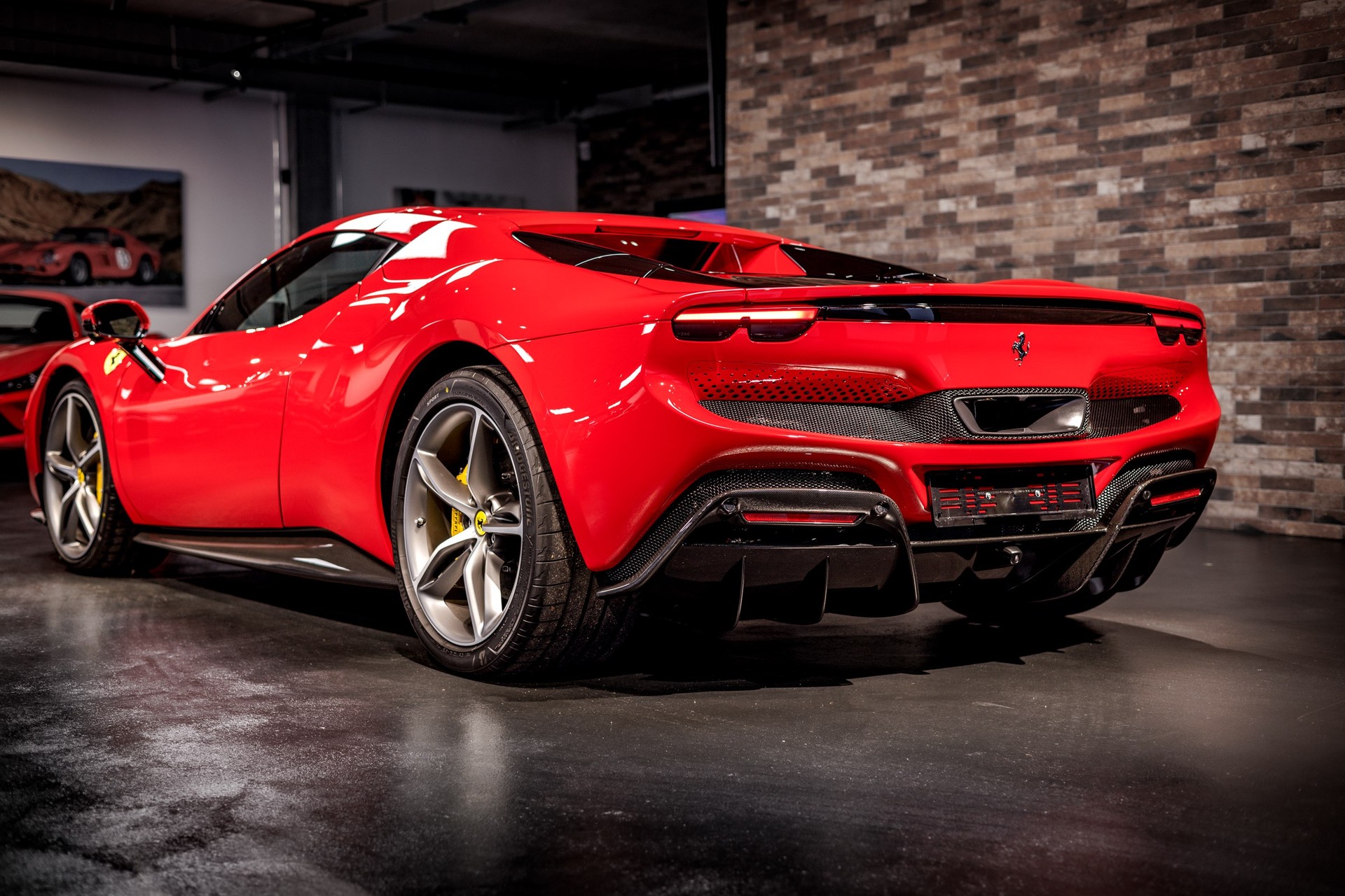 FERRARI 296 GTS-image-2