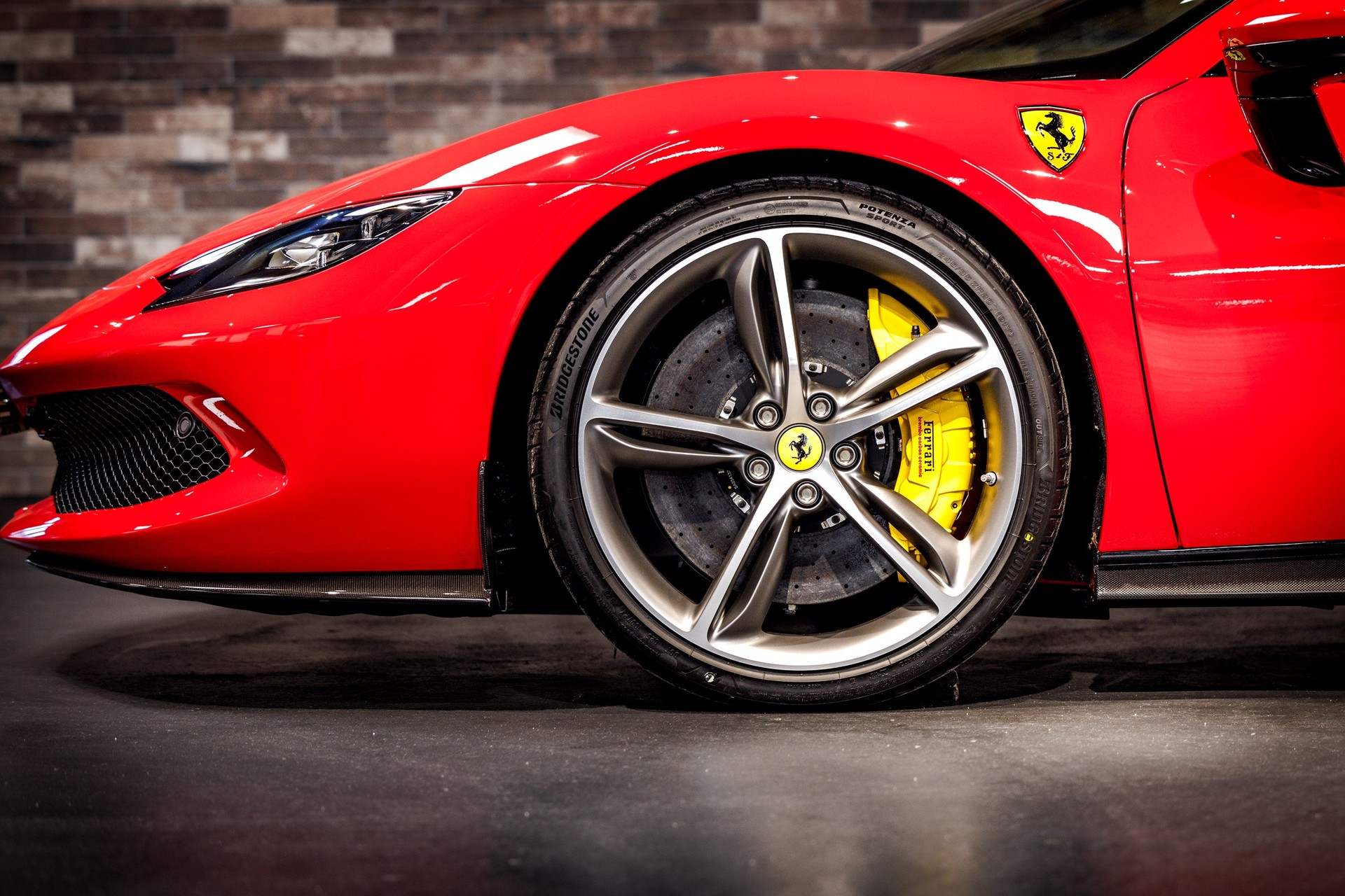 FERRARI 296 GTS-image-5