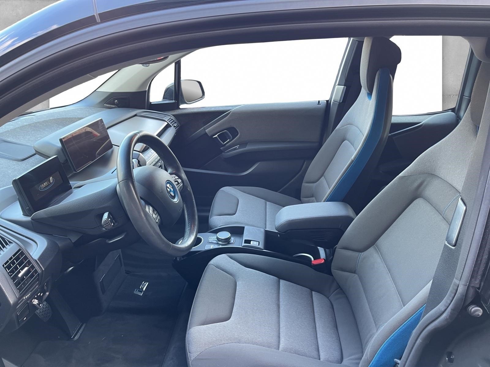 BMW i3 120 Ah-showroom-element-1