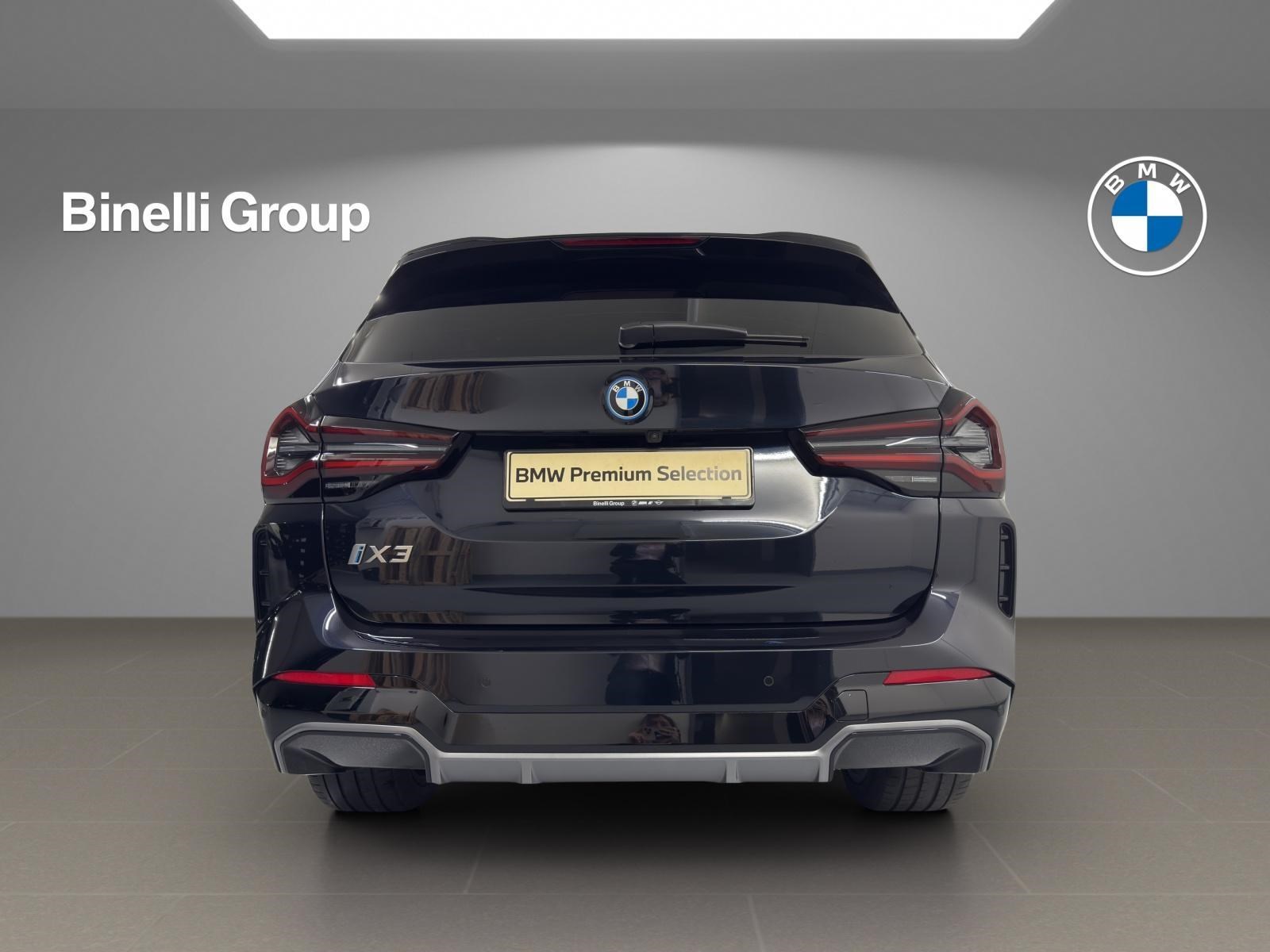 BMW iX3 E-Motor-showroom-element-3
