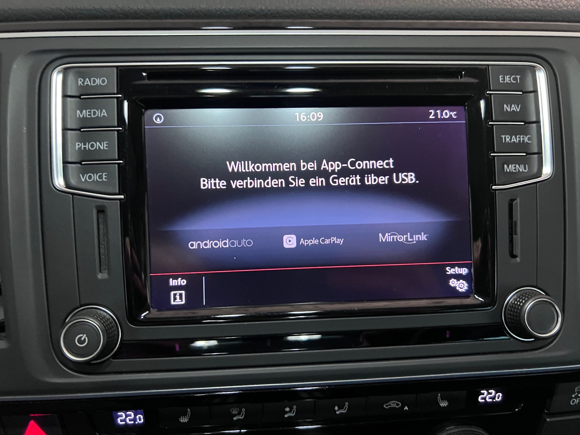 VW T6 Multivan 2.0 Bi-TDI CL Edition 4Motion DSG-image-7