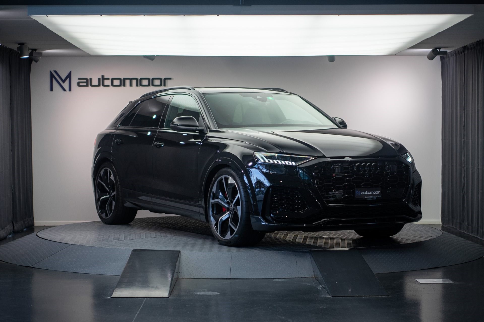 AUDI RSQ8 4.0 TFSI quattro *CH-Fahrzeug* *Panorama* *AHK*-showroom-element-2