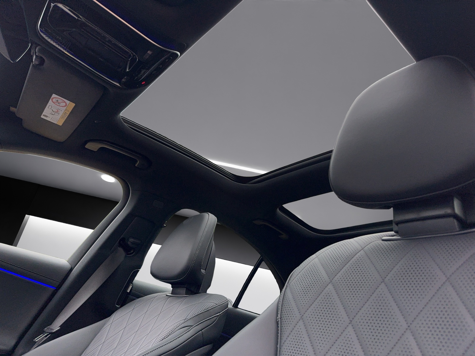 Image MERCEDES-BENZ E-220 E 220 d 4Matic AMG Line 9G-Tronic