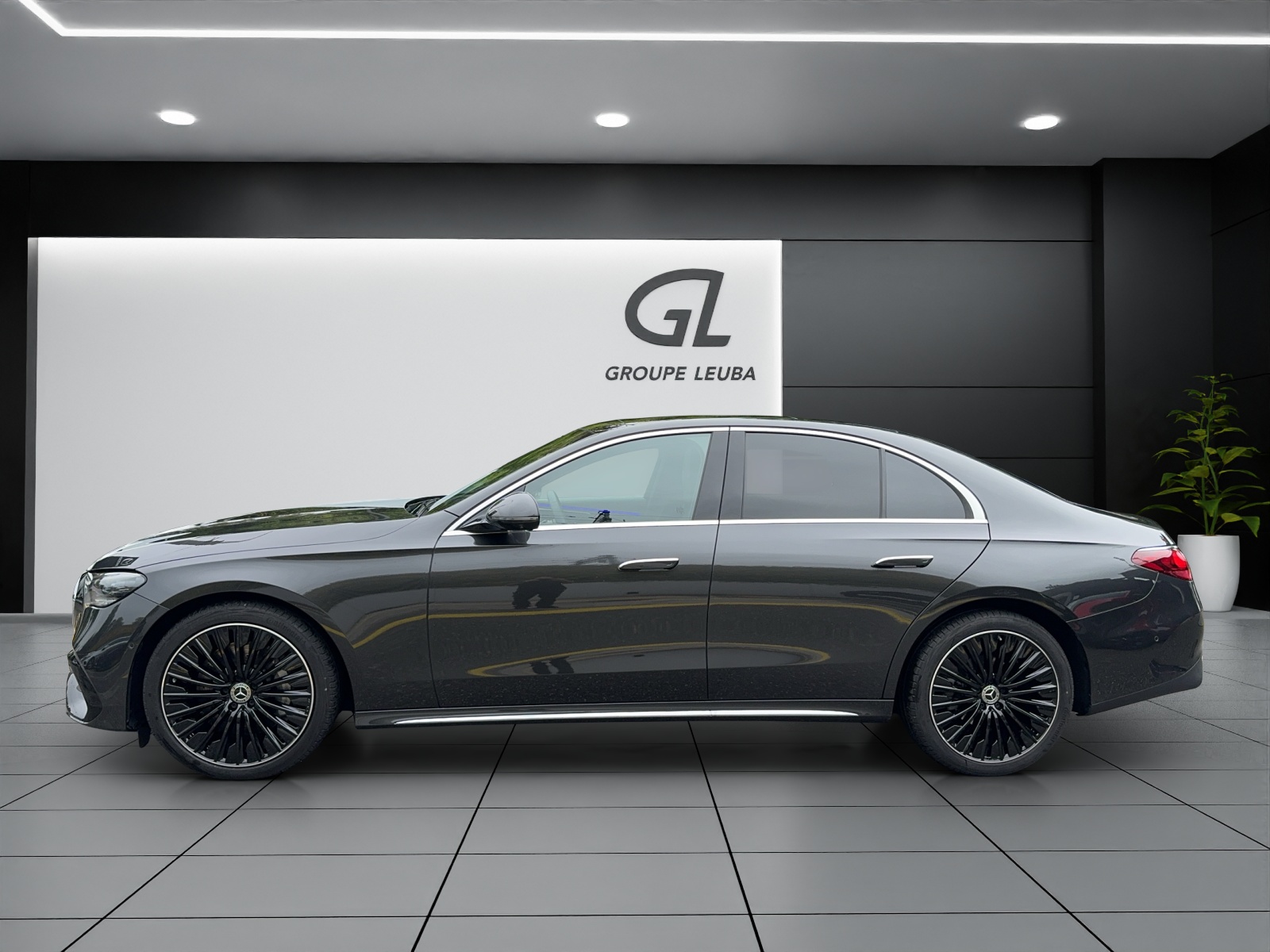 Image MERCEDES-BENZ E-220 E 220 d 4Matic AMG Line 9G-Tronic