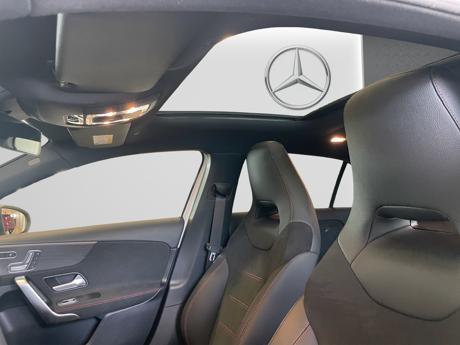 Image MERCEDES-BENZ A-250 A 250 4Matic 8G-DCT