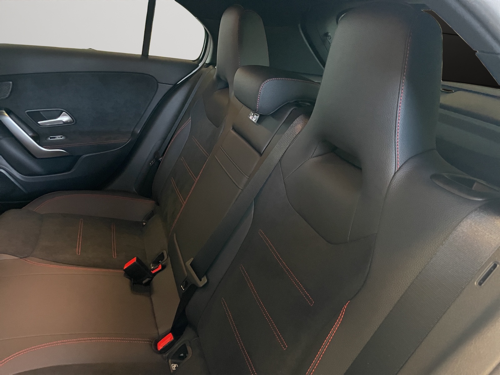 Image MERCEDES-BENZ A-250 A 250 4Matic 8G-DCT