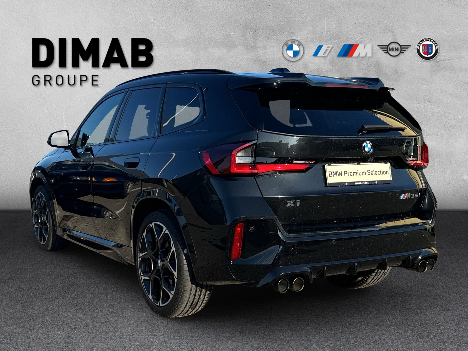 BMW X1 xDrive M35i-showroom-element-2