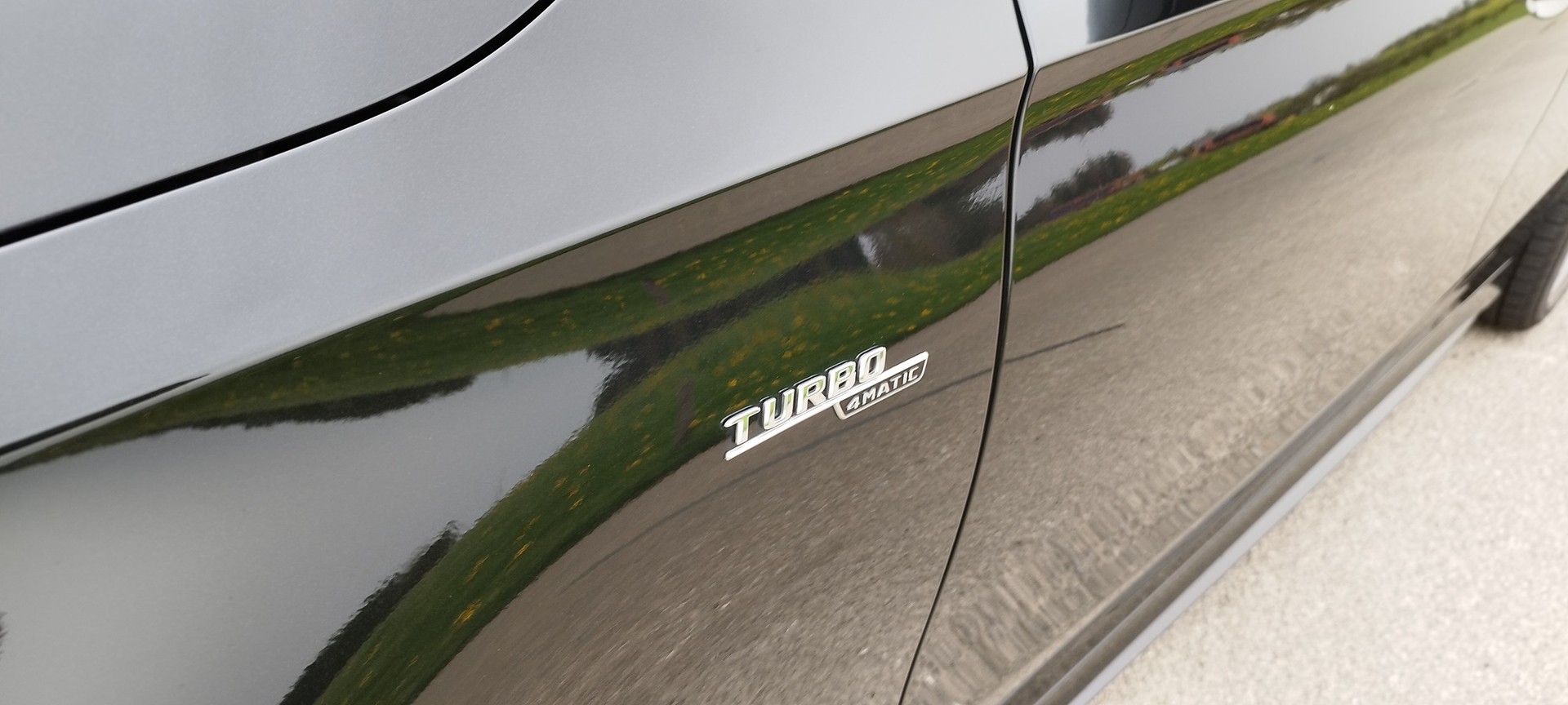 MERCEDES-BENZ A 35 AMG 4Matic Speedshift-image-7
