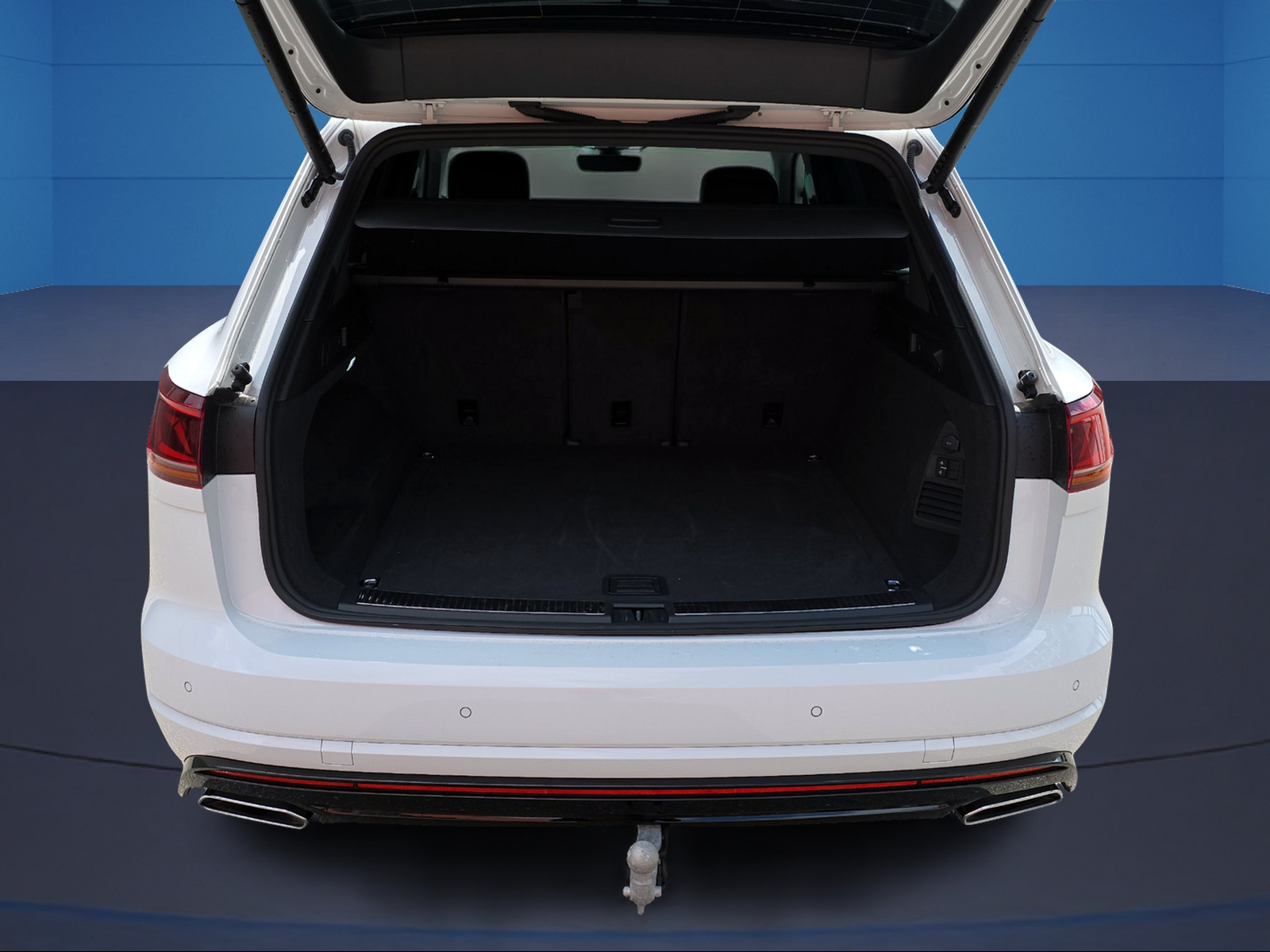VW Touareg 3.0 TDI R Line Tiptronic-image-8