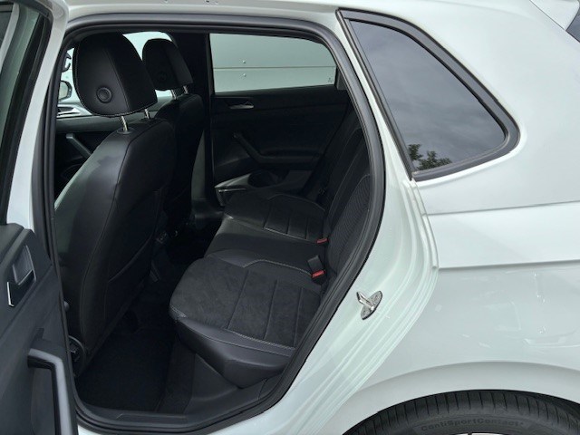 VW Polo 2.0 TSI GTI DSG-image-10