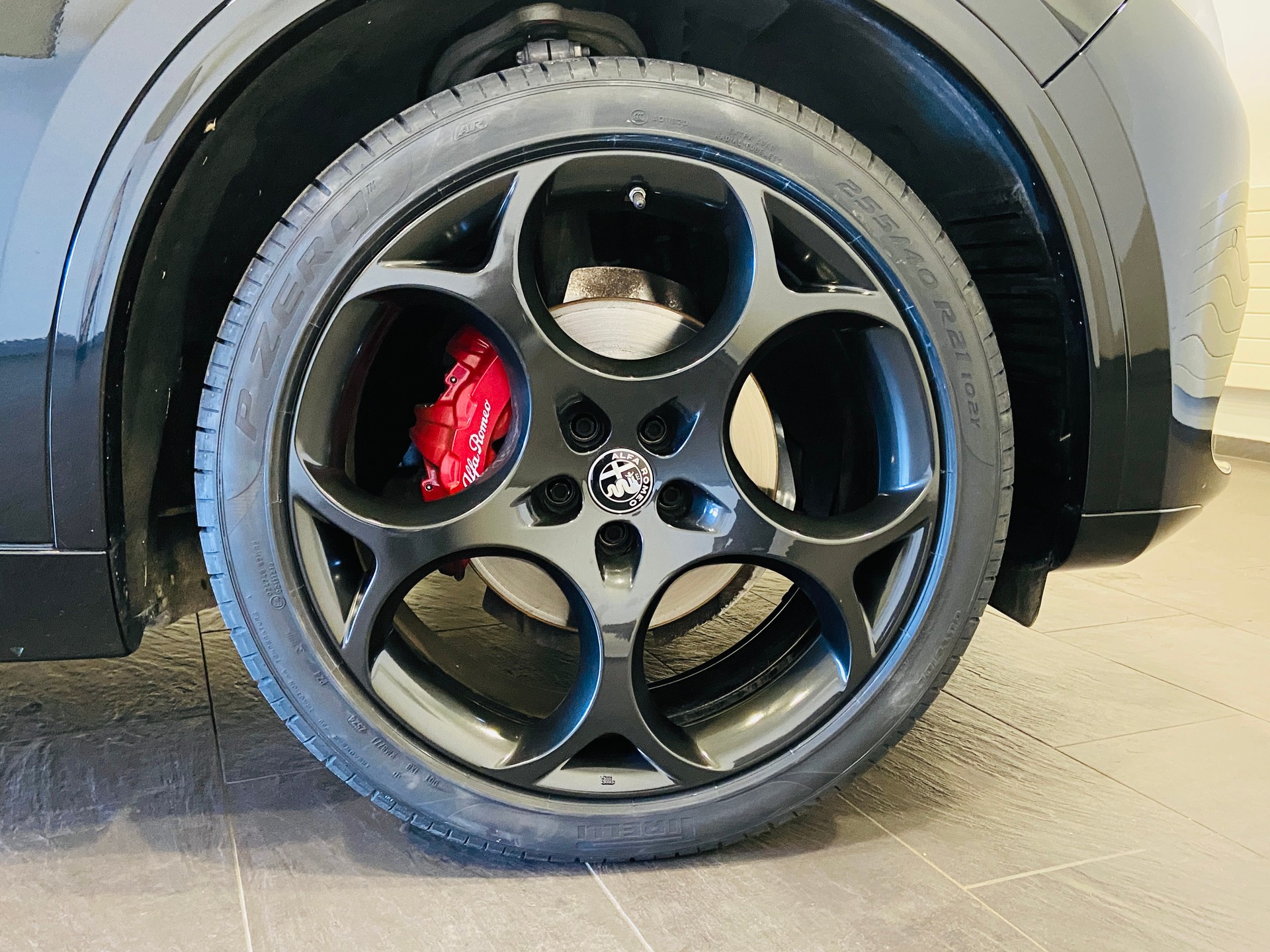 ALFA ROMEO Stelvio 2.0 Competizione Pack Sky Q4 AT8 MY23/24-image-3