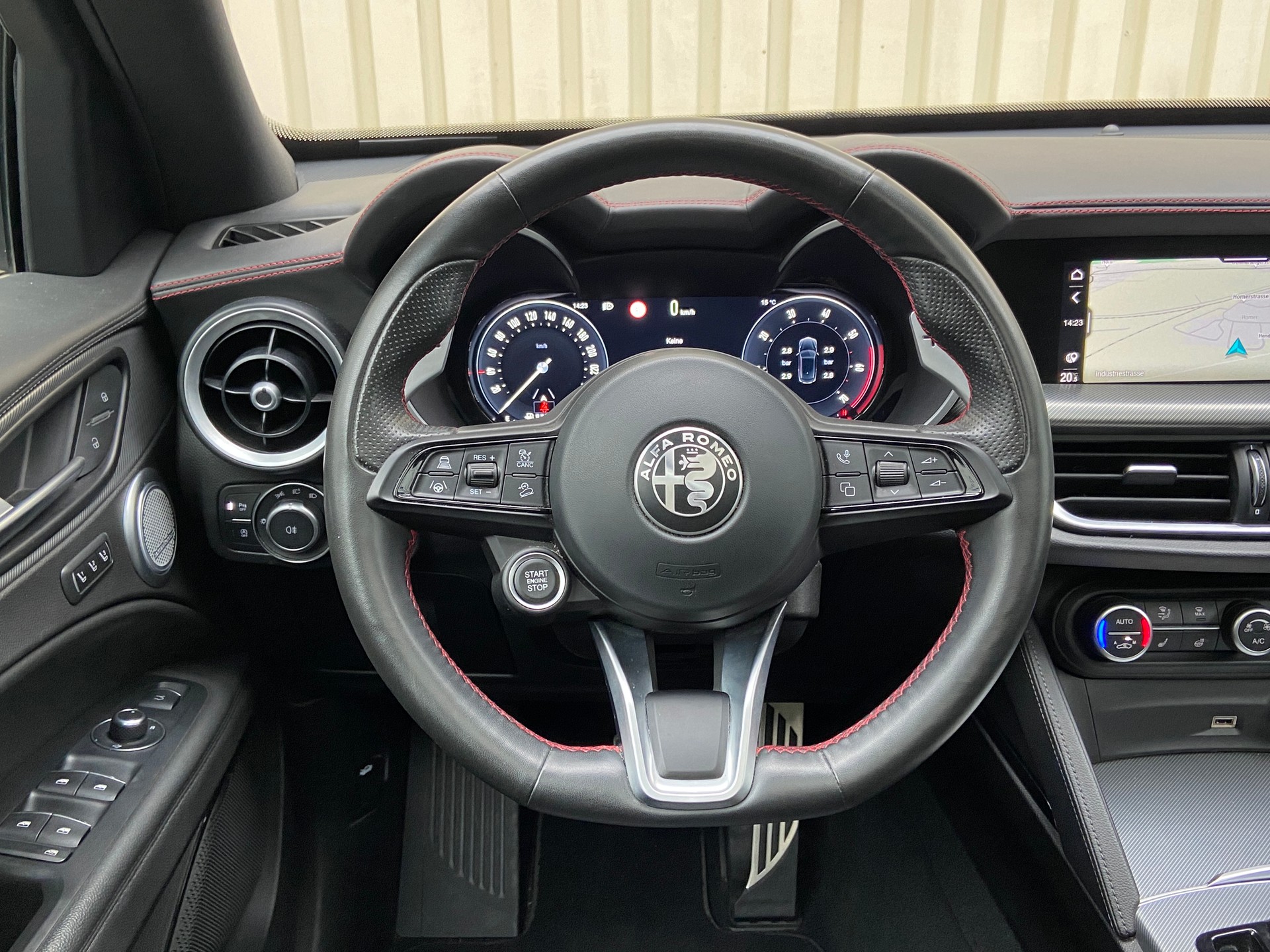 ALFA ROMEO Stelvio 2.0 Competizione Pack Sky Q4 AT8 MY23/24-image-19