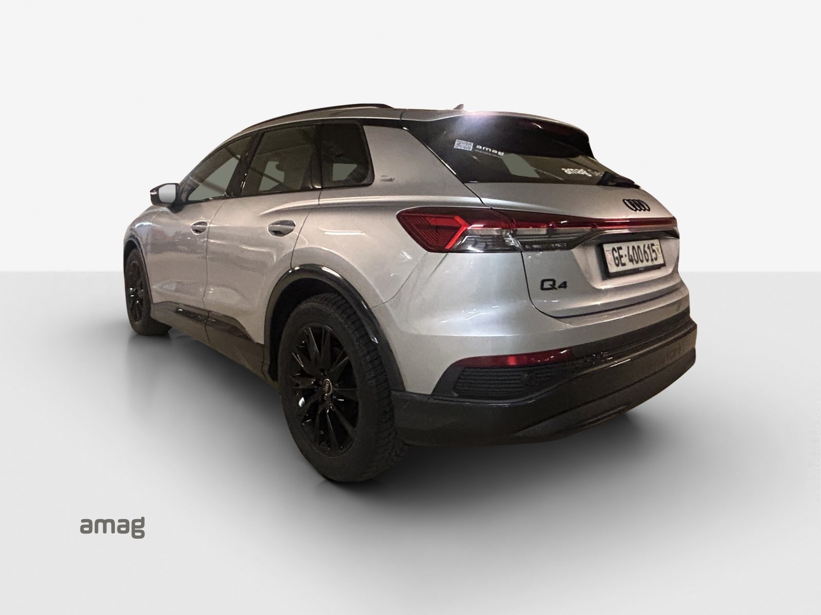 AUDI Q4 e-tron 45 quattro-image-2