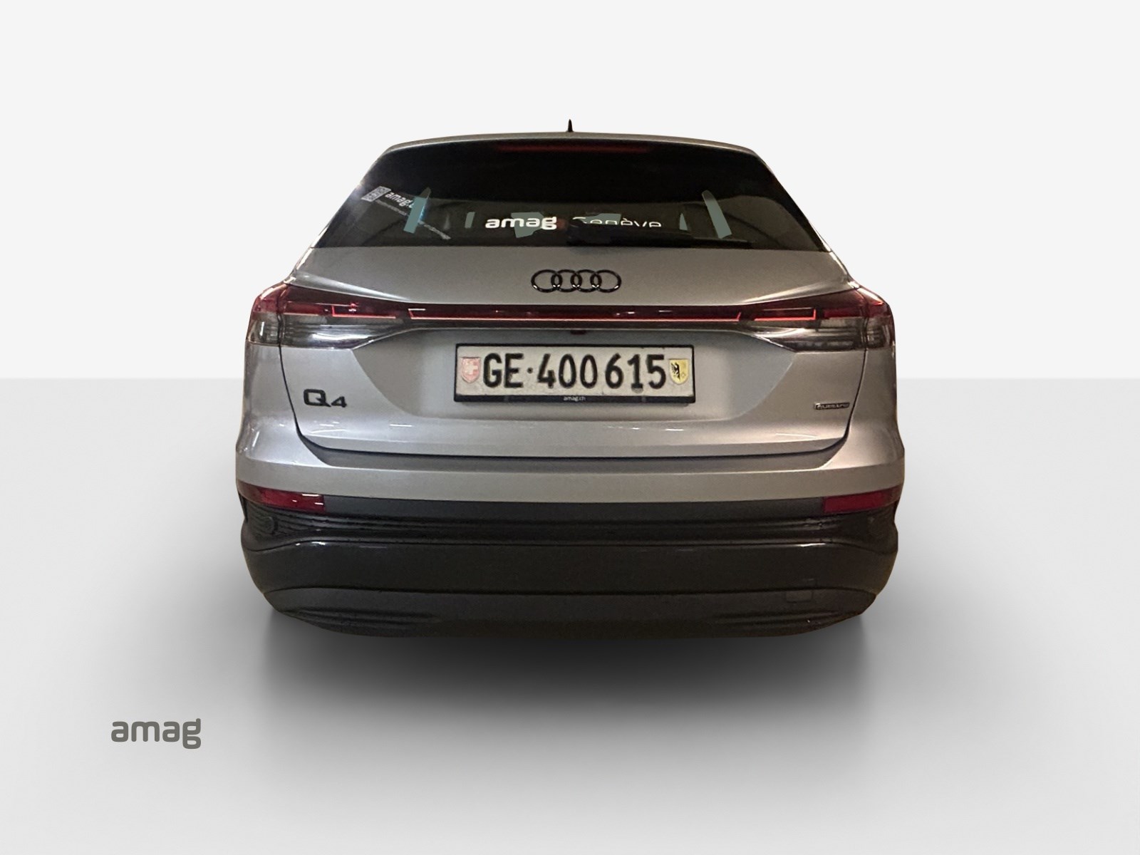 AUDI Q4 e-tron 45 quattro-image-3