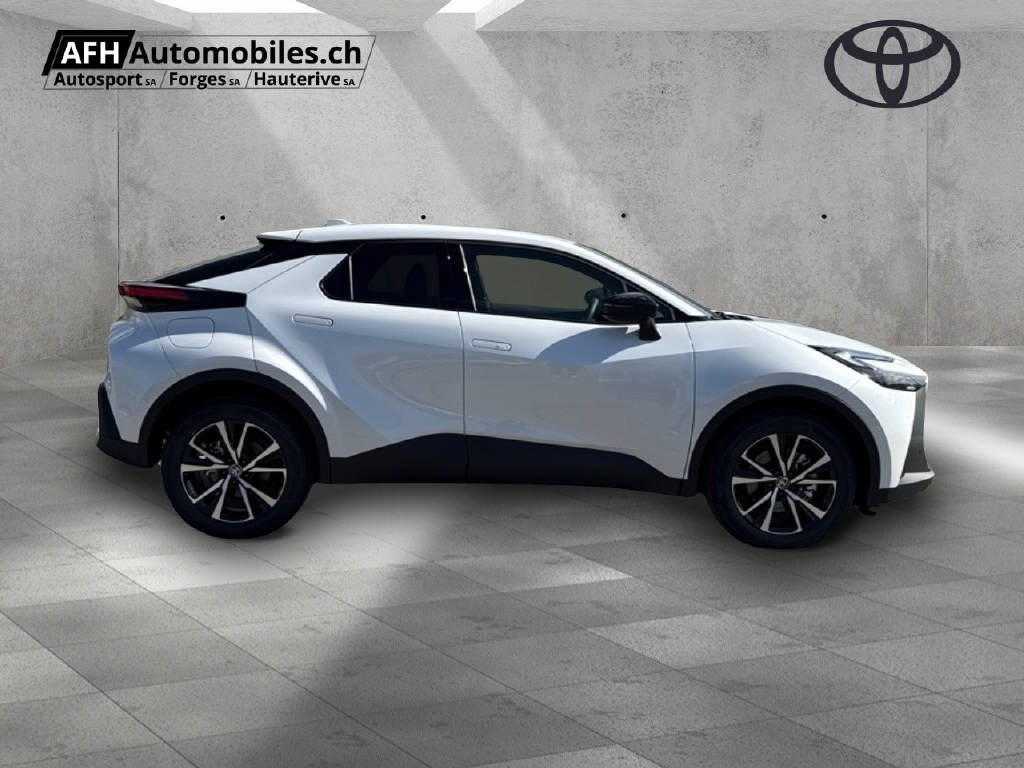 TOYOTA C-HR 2.0 PHEV Trend-image-13