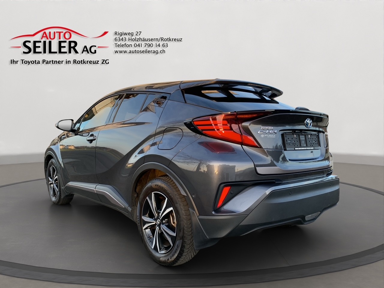 TOYOTA C-HR 1.8 HSD CVT Premium-showroom-element-2