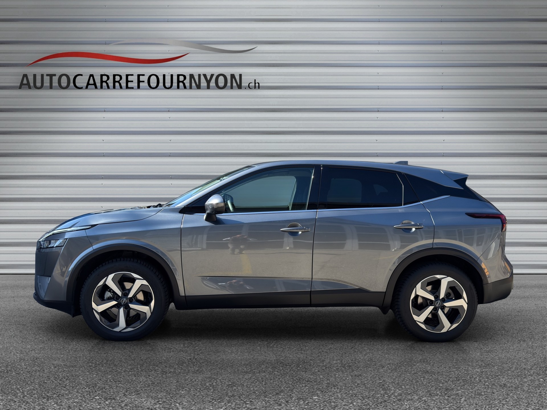 NISSAN Qashqai 1.3 DIG-T MHEV N-Connecta Xtronic 4x4-showroom-element-2