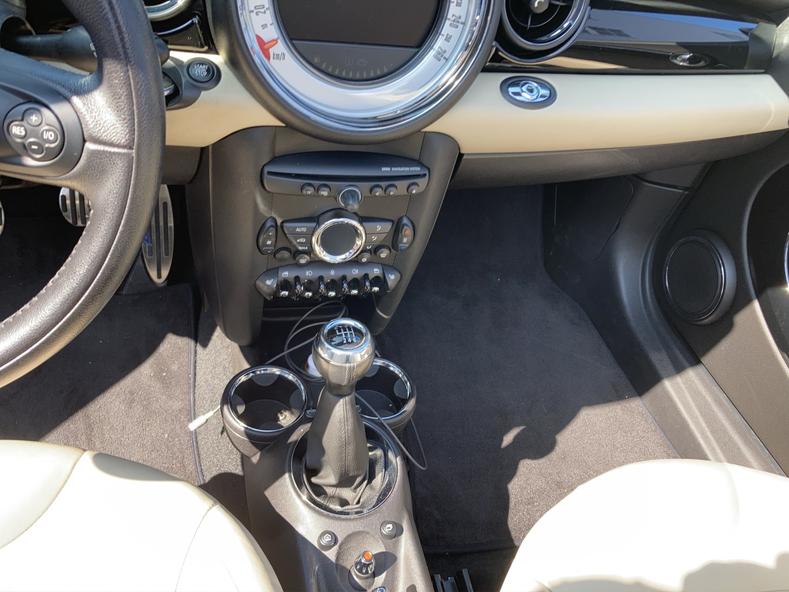 MINI Mini Cooper S Roadster-showroom-element-3