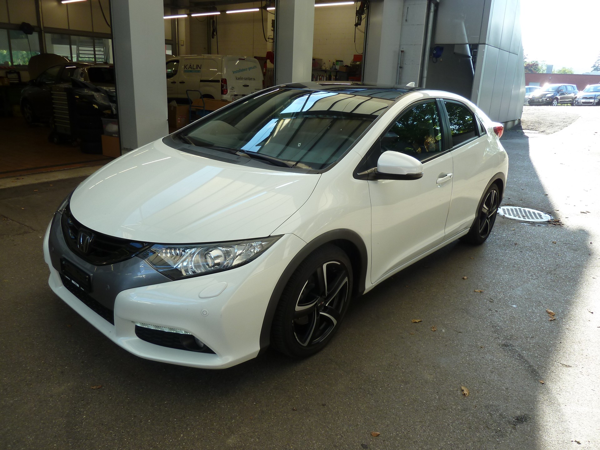 HONDA Civic 1.8i Lifestyle-showroom-element-2