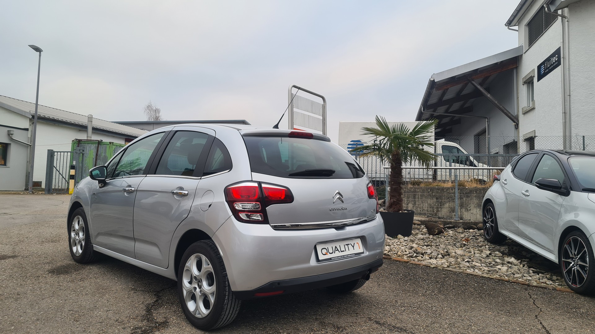 CITROEN C3 1.6i 16V Exclusive Automatic-showroom-element-3