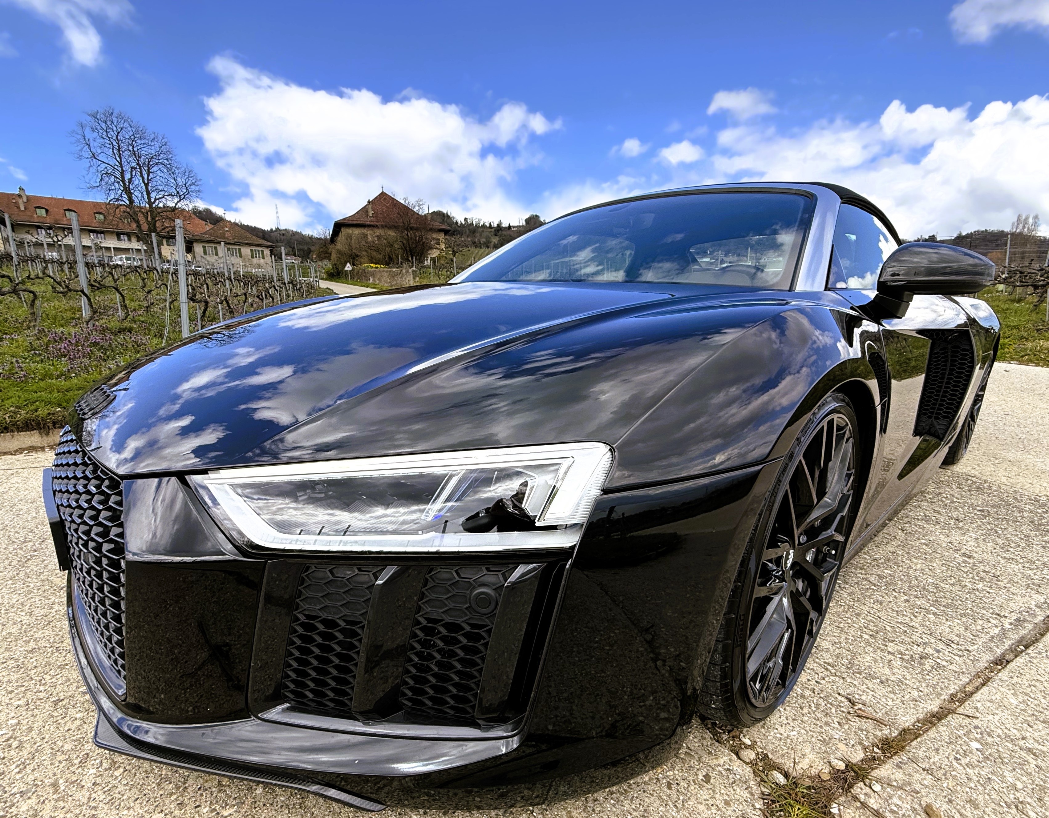 AUDI R8 Spyder 5.2 S-Tronic (Cabriolet)